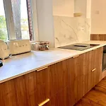 Pacis Renovee - Face -15 Pers - 5 Avec Sdb -terrasse & Bbq Sous Les Pins Villa