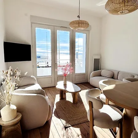Pacis Renovee - Face -15 Pers - 5 Avec Sdb -terrasse & Bbq Sous Les Pins Villa *