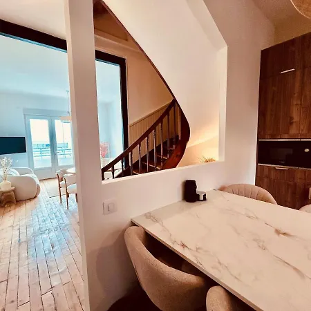 Villa Pacis - Face Mer La Baule -15 Pers - 6 Suites Avec Sdb -Terrasse & Bbq Sous Les Pins فيلة *