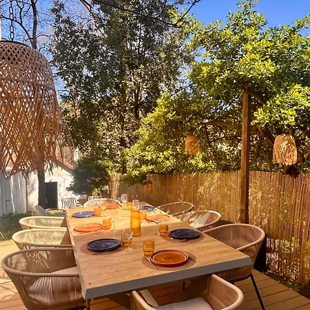 Villa Pacis Renovee - Face -15 Pers - 5 Avec Sdb -terrasse & Bbq Sous Les Pins
