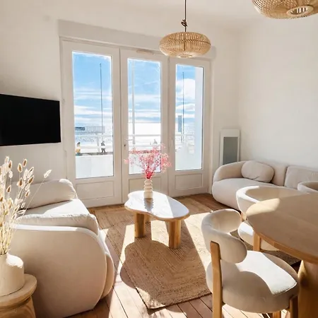 Pacis Renovee - Face -15 Pers - 5 Avec Sdb -terrasse & Bbq Sous Les Pins Villa