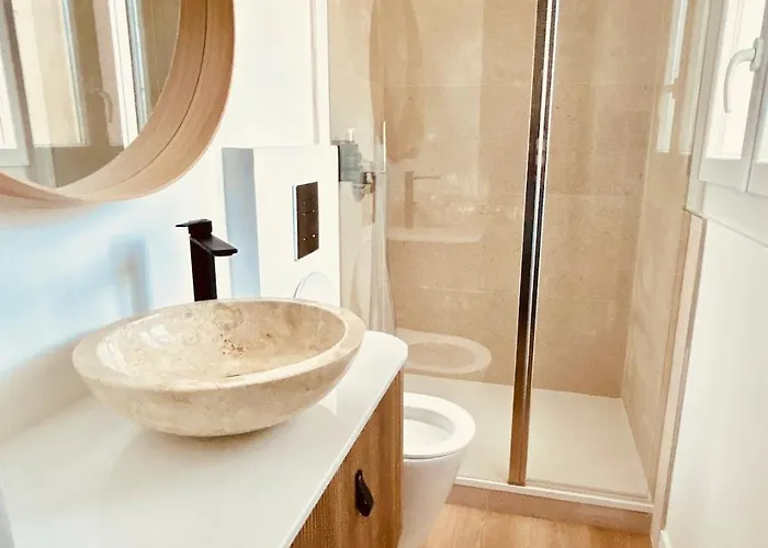 Villa Villa Pacis - Face Mer La Baule -15 Pers - 6 Suites Avec Sdb -Terrasse & Bbq Sous Les Pins La Baule