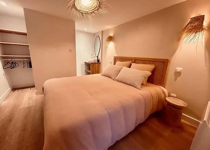 Villa Pacis - Face Mer La Baule -15 Pers - 6 Suites Avec Sdb -Terrasse & Bbq Sous Les Pins * La Baule